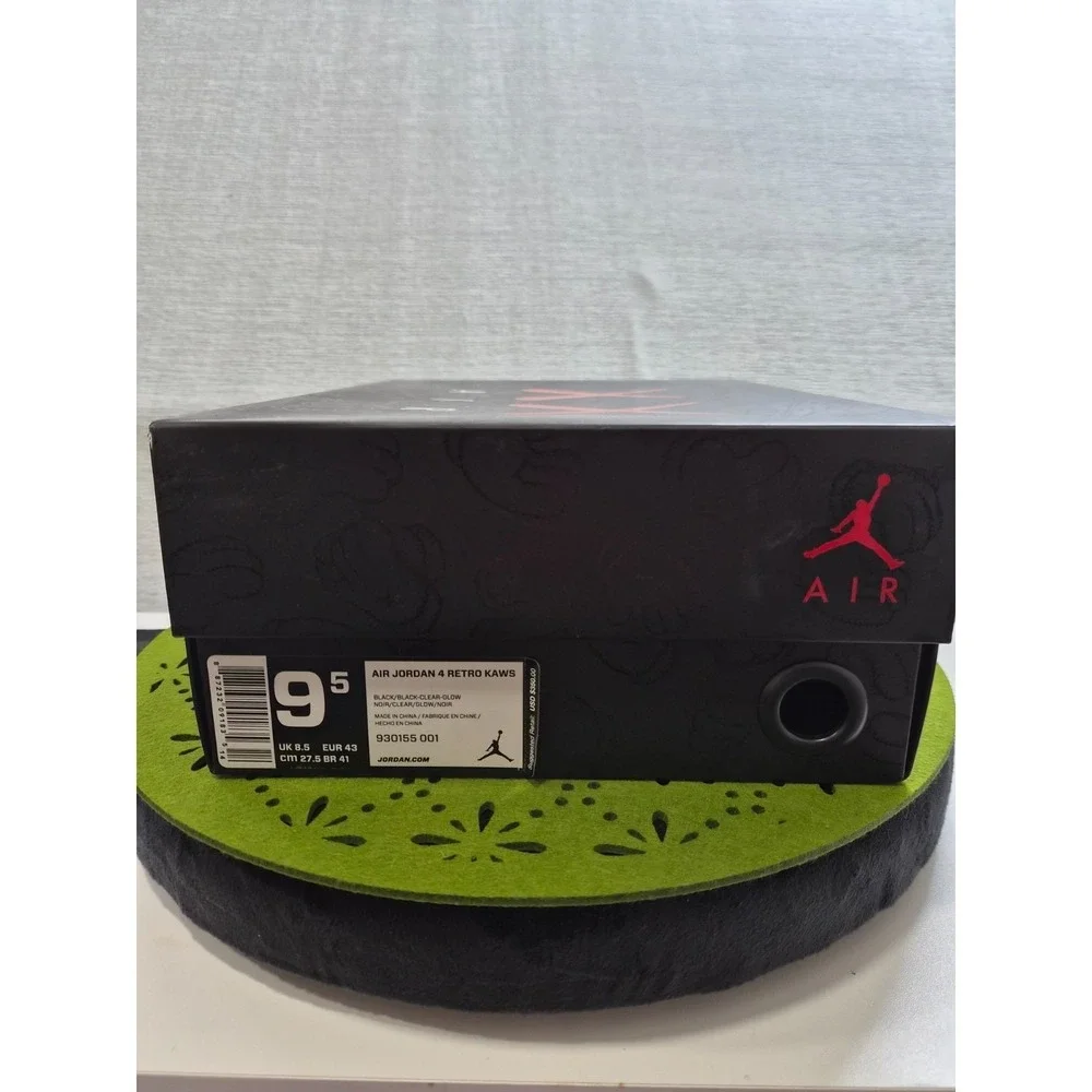 Air Jordan 4 Retro 930155-001 Mens US 9.5 Athletic Shoes Kaws Black Sneakers